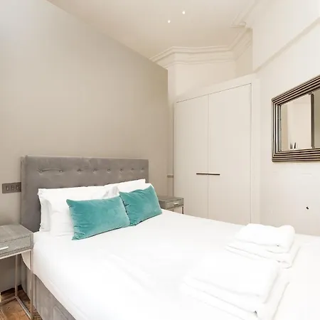 Grosvenor Gardens By Capital London