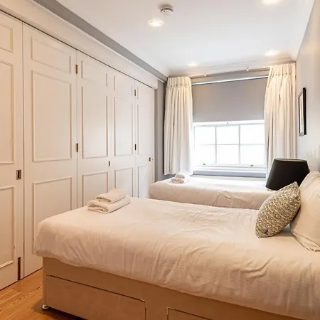 Mayfair Private *