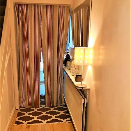 1 Dbl Bed Ground Floor Modern Oriental Flat Greenwich Park Apartment