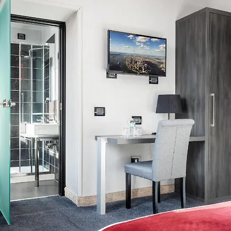 Hotel The Bryson 4*