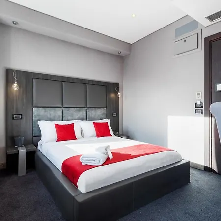 The Bryson Hotel 4*