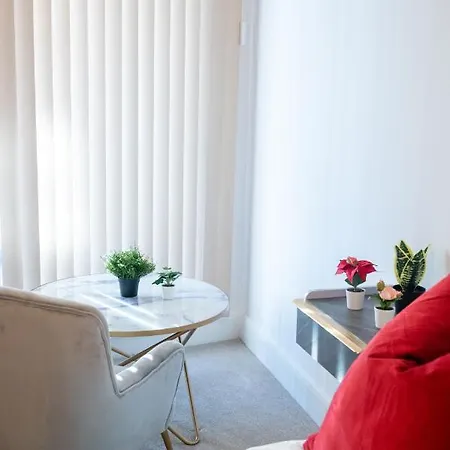 Apartment Luxury 2 Bedrooms - 2 Bathrooms - F5 *