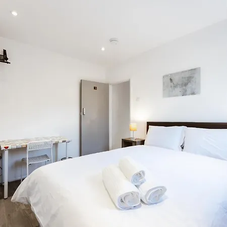 Stepney Beds To 24 Affittacamere *