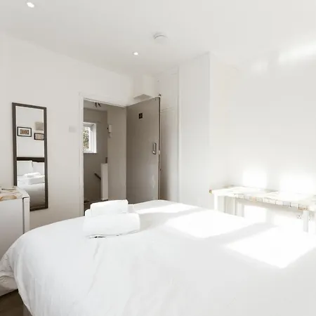 Stepney Beds To 24 * Londra