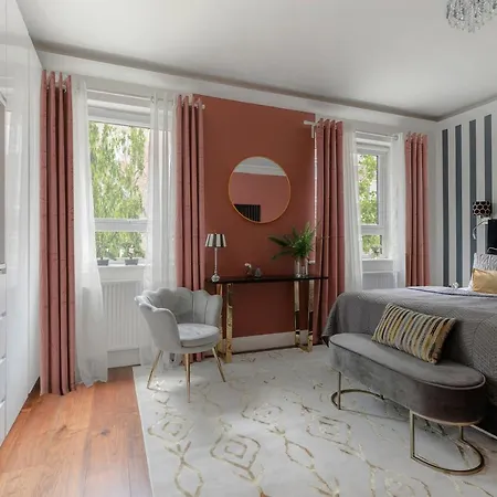 Apartment Notting Hill & Hyde Park Exclusive West-end Serene Designer Family 5bed4bath