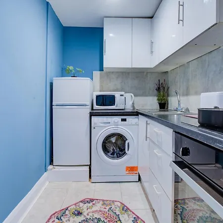 Apartment Comfy Family 1-bedroom In Central