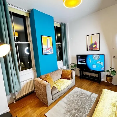 Luxury 2 Bed Flat 2 Min From Station Nearby Other 4 Stations London