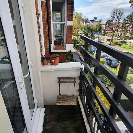 Entire 1-bed In Haringey