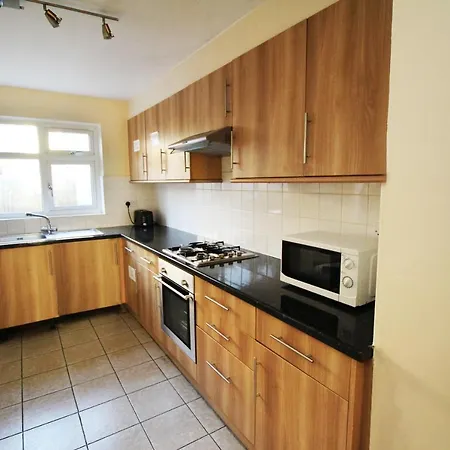 Flexistay Tooting Apartment London