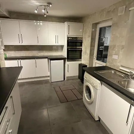 Nky Sweet 3 Bed House Apartment *