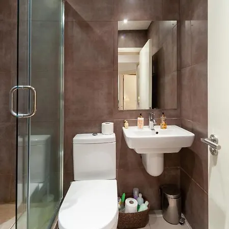 Lovely Double W Private Bathroom In Chelsea Holiday home London