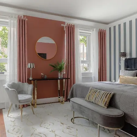 Notting Hill & Hyde Park Exclusive West-end Serene Designer Family 5bed4bath