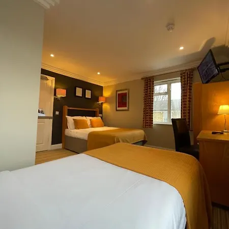 Shandon 2* Richmond (Greater London)