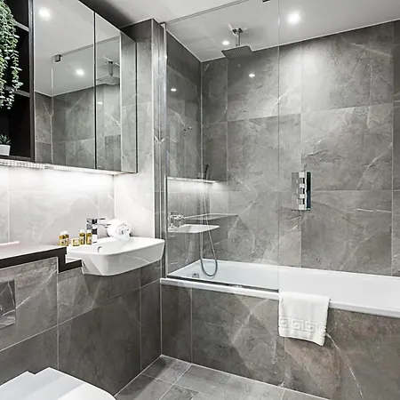 Icon Tower Flat I North Acton * 伦敦