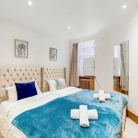 Apartment The Princes Boutique London