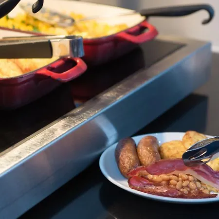 Staybridge London-vauxhall By Ihg Hotel London