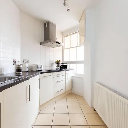 Spacious 1 Bed Oxford Street - Sleeps 4 Apartment London