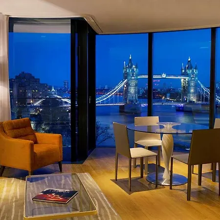 Cheval Three Quays At The Tower Of Appart hôtel