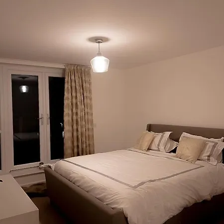 Exquisite Cozy House, Close To Train Station And Amenities Villa Harold Wood