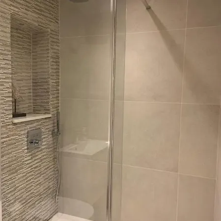 Hestia Travel Mayfair Apartment London