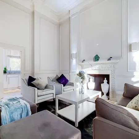 Apartment Sir Hans Sloane London