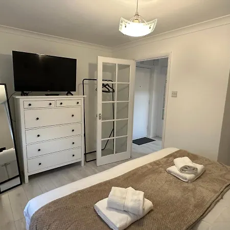 Apartment Stylish 1 Bedroom Close To Tooting Bec Station London