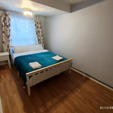 Apartment And Quiet Flat In London! Close To Station