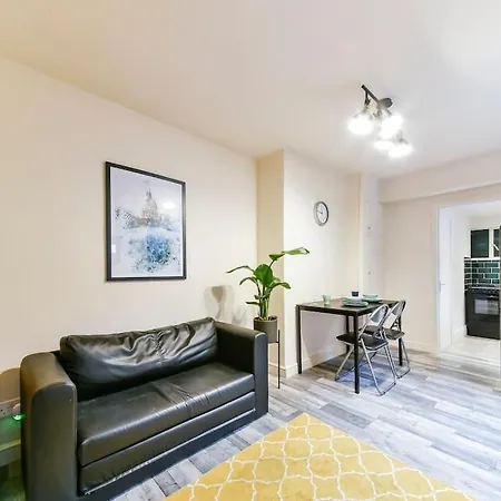 Stylish 2 Bed Garden Flat In Zone 1 Central Appartement *