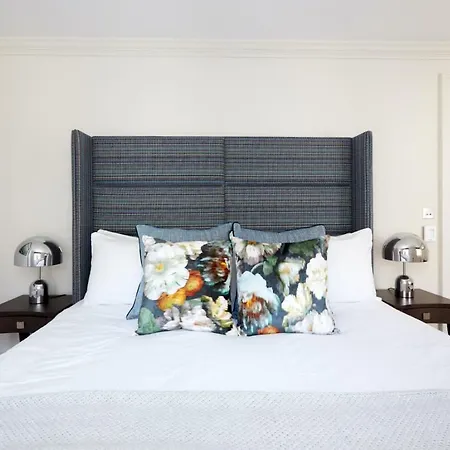 Luxurious Covent Garden Penthouse Apartment *