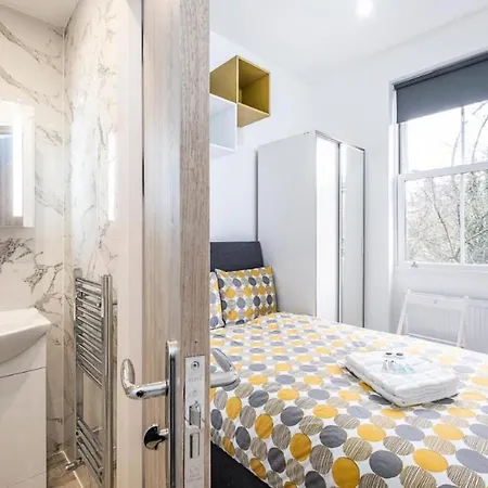 Ensuite Rooms, Tufnell Park - Sk London