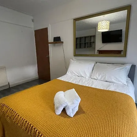 Beautiful Private In Willesden * Londýn