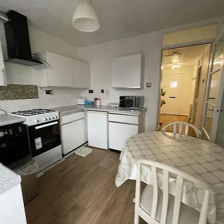 Holiday home Spacious Bungalow In London, Near Central London, The Excel Centre And The O2, Ideal For Families