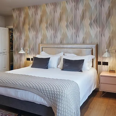 Guest house The Brownswood 4*