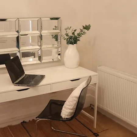 Inviting You To Your From 10 Minutes From Stratford Westfield * London