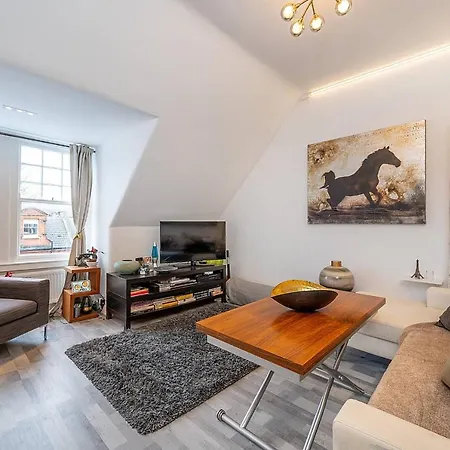 Apartment Stylish, Modern, Kensington London