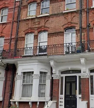 Stylish, Modern, Kensington * London