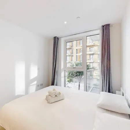 Lovely 1 Bedroom In Royal Arsenal Riverside Apartment *