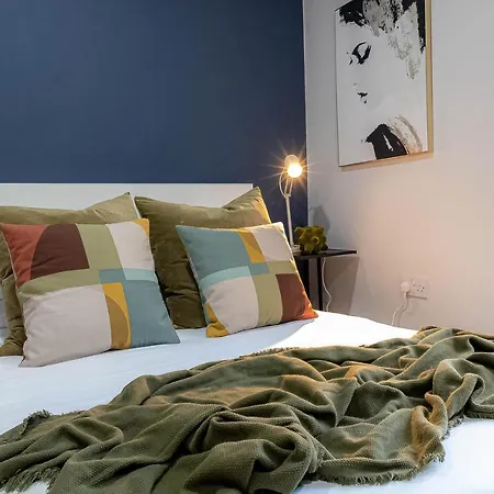 Camden Next To Market And Tube Station Apartment *