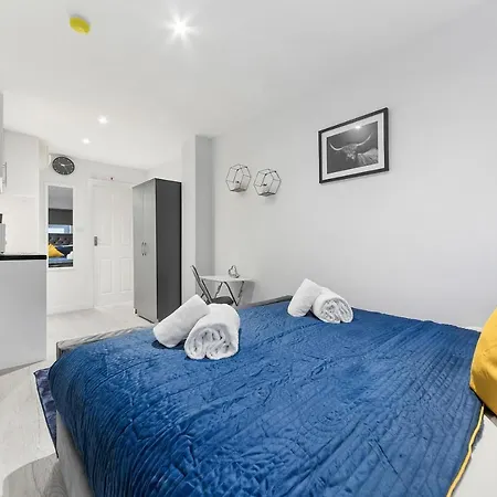 Crystal Palace Suites