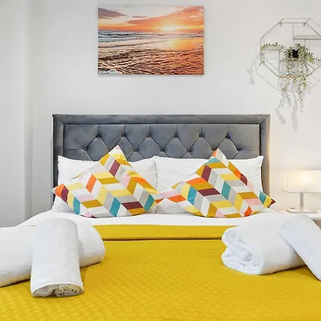 Crystal Palace Suites Gasthof *