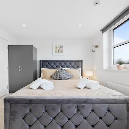 Gasthof Crystal Palace Suites London