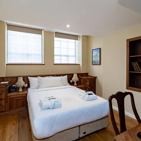 Limehouse Library 4*
