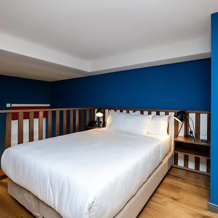 Limehouse Library Hotel 4*