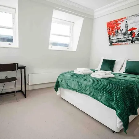 Spacious & Modern 3brs House In Holiday home