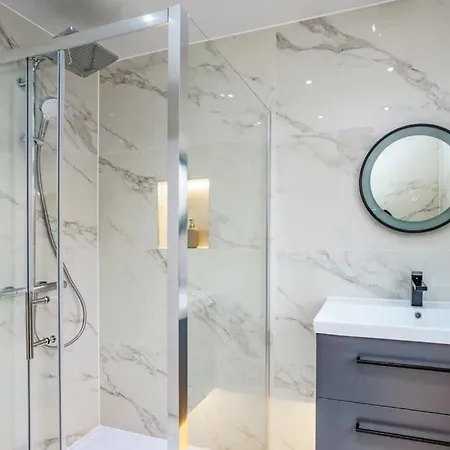 Modern Near Wembley Stadium Appartement Londres