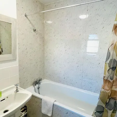 Camden Studio By Dc Apartament *