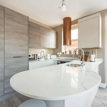 Luxury Garden Flat Apartment *