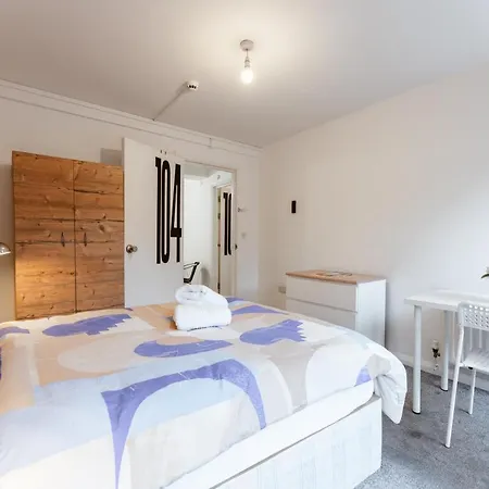 Whitechapel En-suite Beds To London
