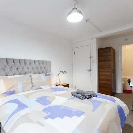 Whitechapel En-suite Beds To London