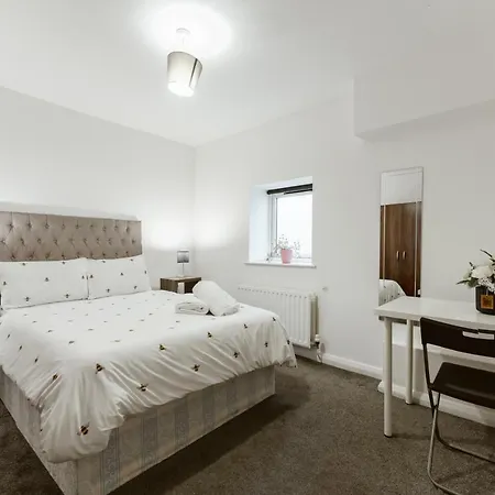 Guest house Whitechapel En-suite Beds To